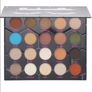 Beebeauty London Eyeshadow palette